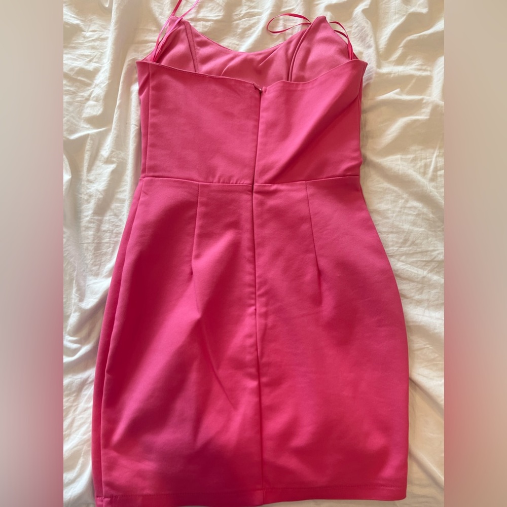 Dress - Picture 4 of 4